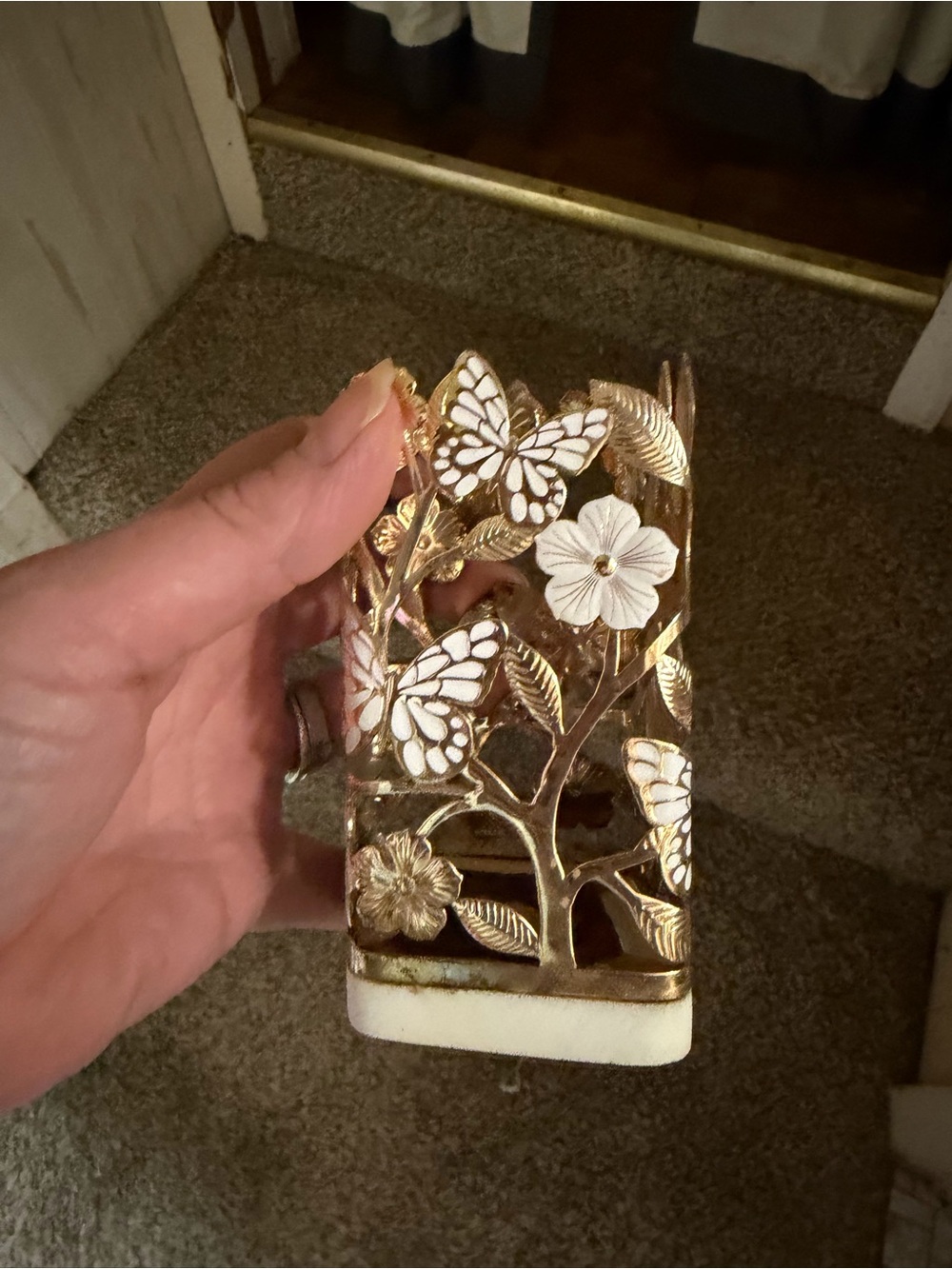 Bath and body works Gold and White Floral Butterfly soap holder